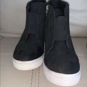 black healed dress sneakers